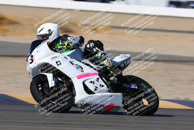 media/Jan-08-2022-SoCal Trackdays (Sat) [[1ec2777125]]/Turn 14 Outside (1050am)/